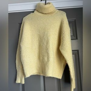 ‼️SOLD‼️Zara Yellow Turtleneck Sweater Size: S